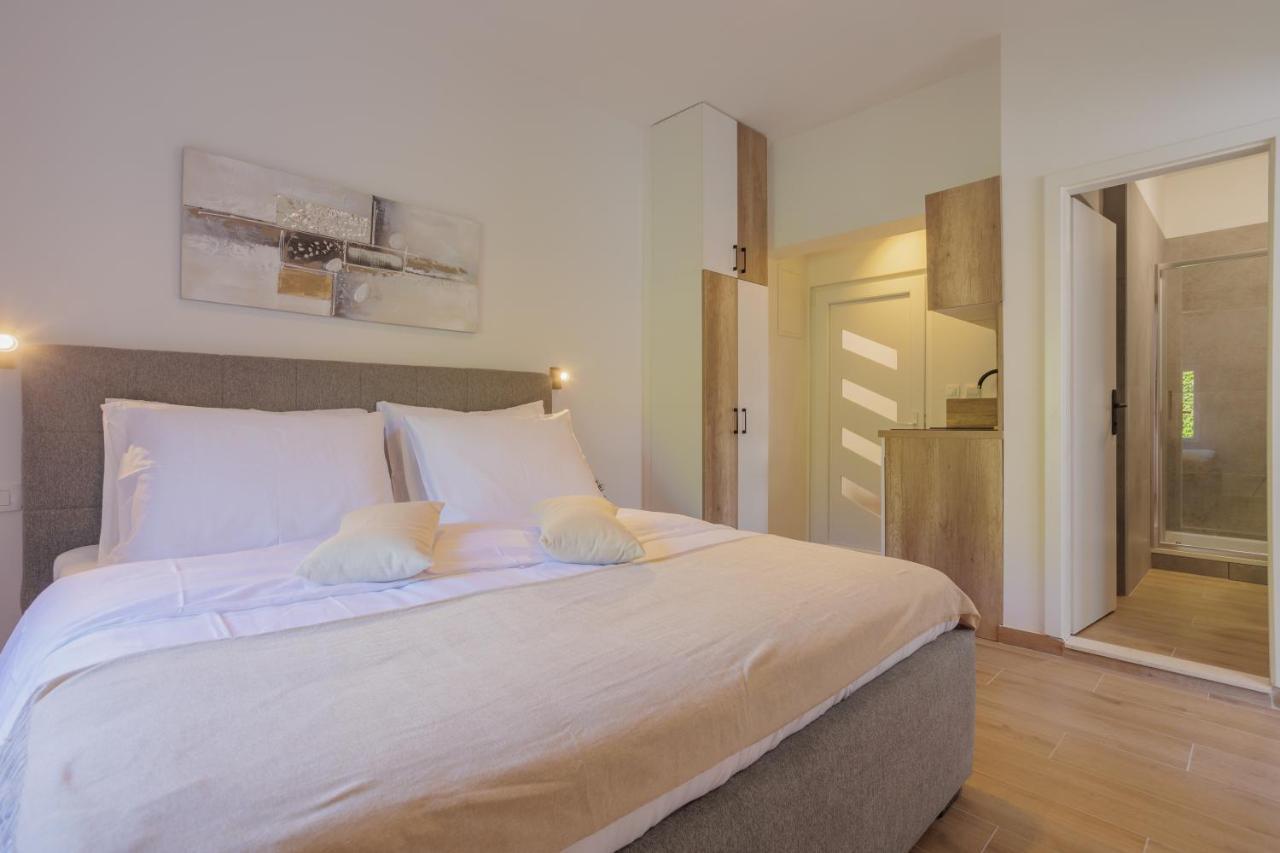 Apartments Piritus Спліт Екстер'єр фото