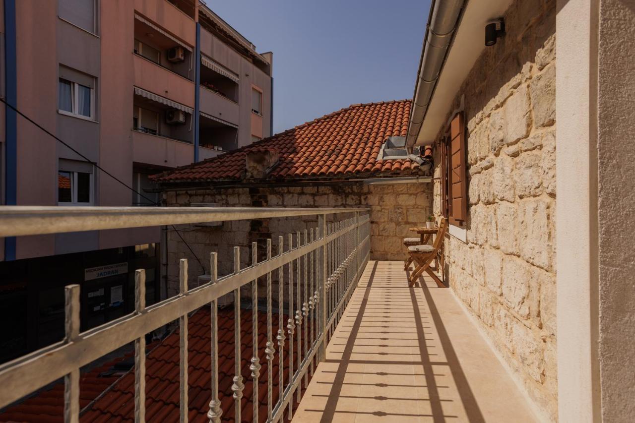 Apartments Piritus Спліт Екстер'єр фото
